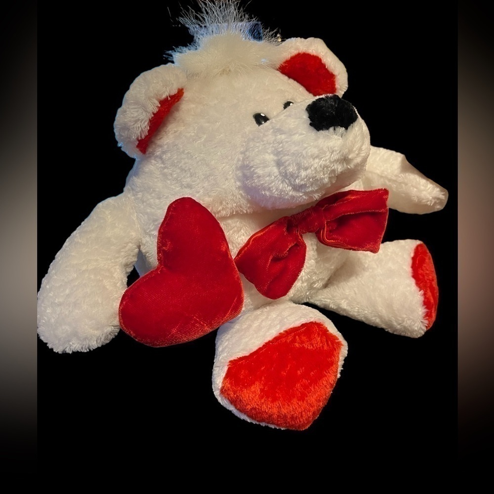 NEW Dan Dee Collector's Choice Plush Bear with Heart